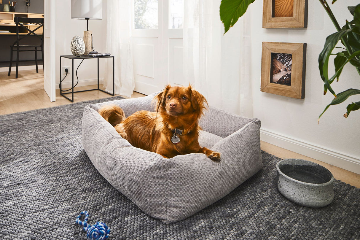 Laboni CLASSIC Hundebett TUDOR aus sehr pflegeleichtem Möbelstoff