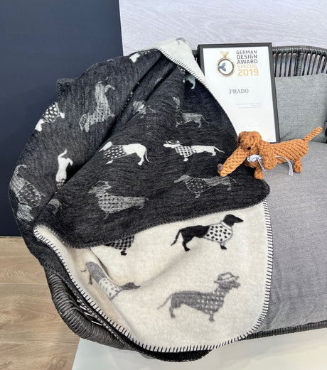 Laboni Hundedecke TECKEL – Kuscheldecke mit Dackelmotiv